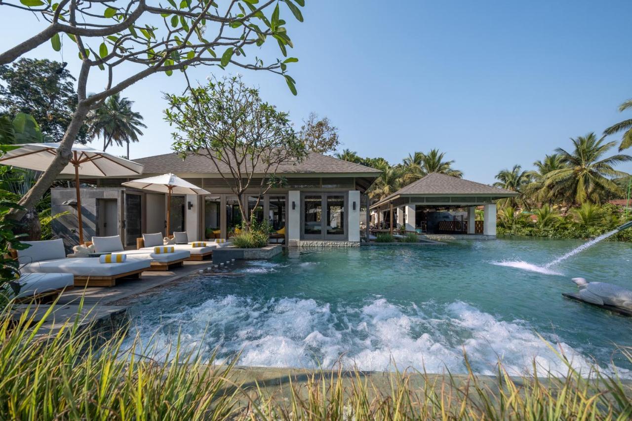 Baale Resort Goa Arpora Exteriör bild