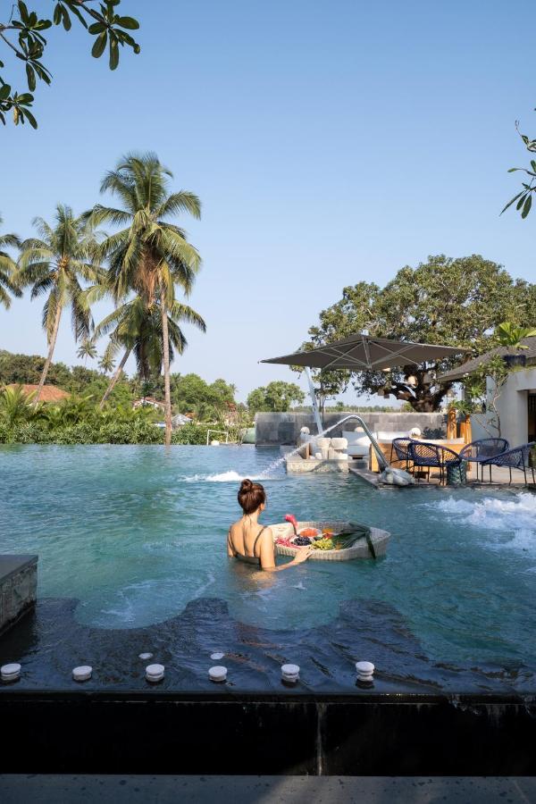 Baale Resort Goa Arpora Exteriör bild