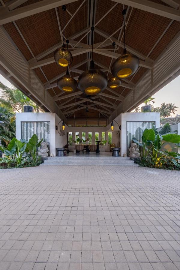 Baale Resort Goa Arpora Exteriör bild