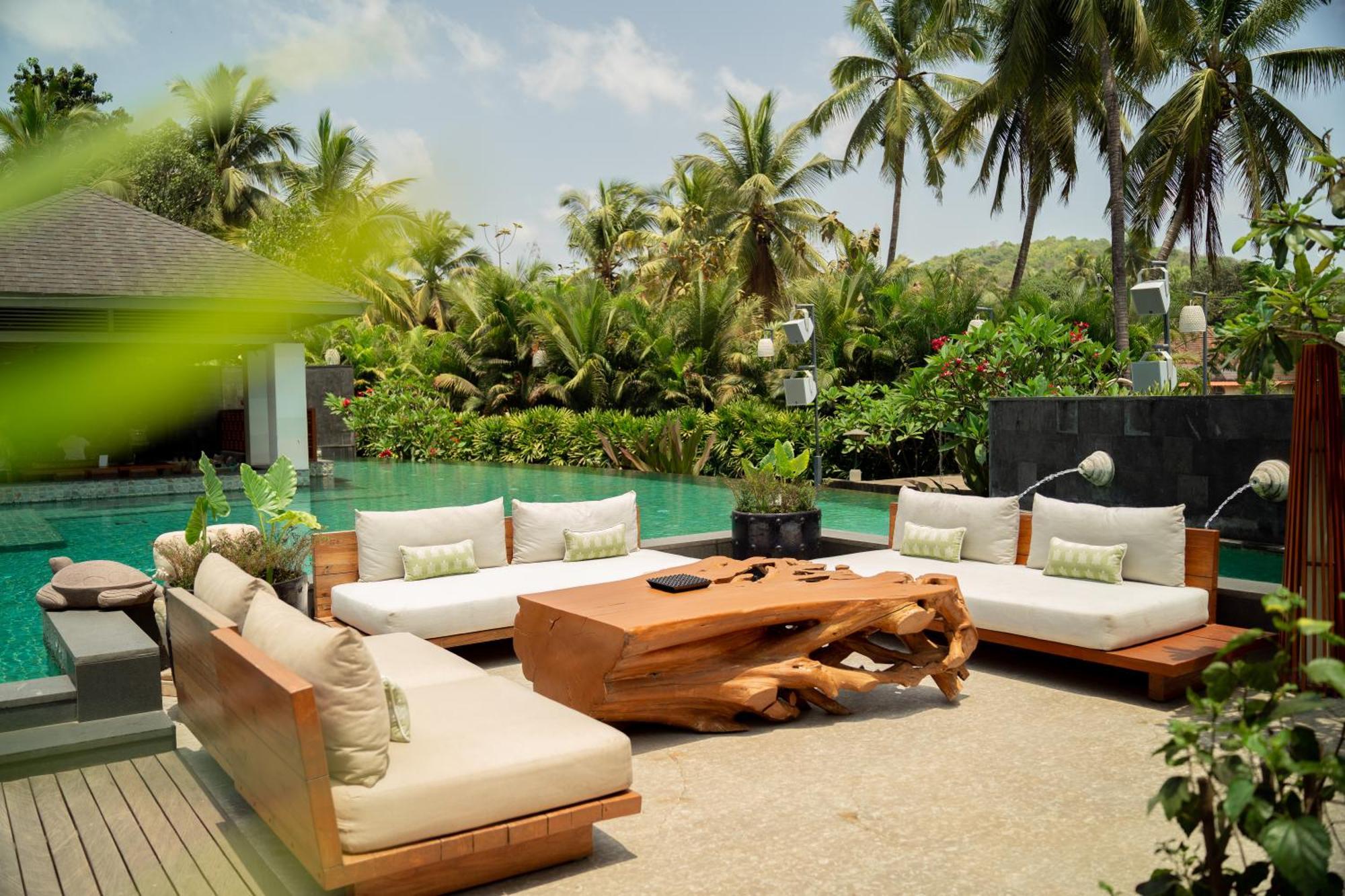 Baale Resort Goa Arpora Exteriör bild